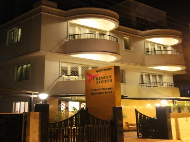 Trinity Suits Bangalore Exterior foto